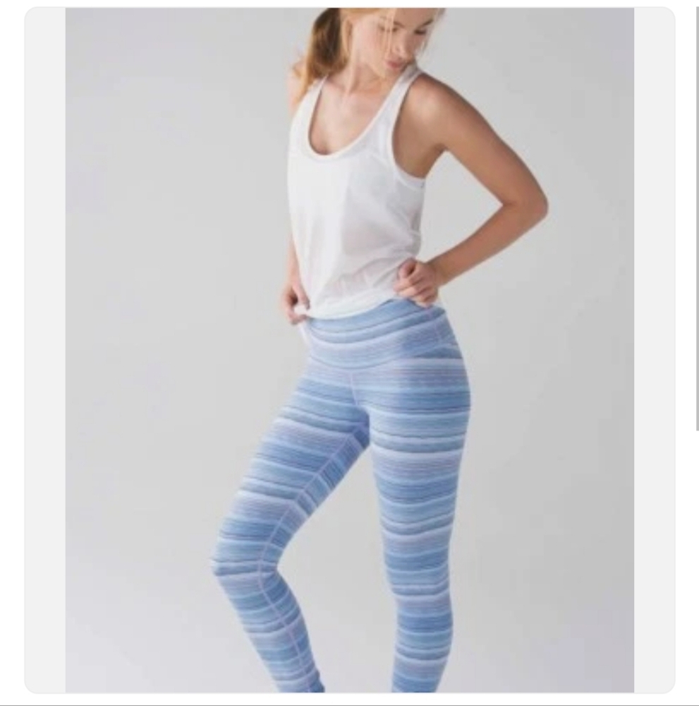 Lululemon Wunder‎ Under Pant HR Space Dye Wave Twist Lilac Caspian Blue Size 8
